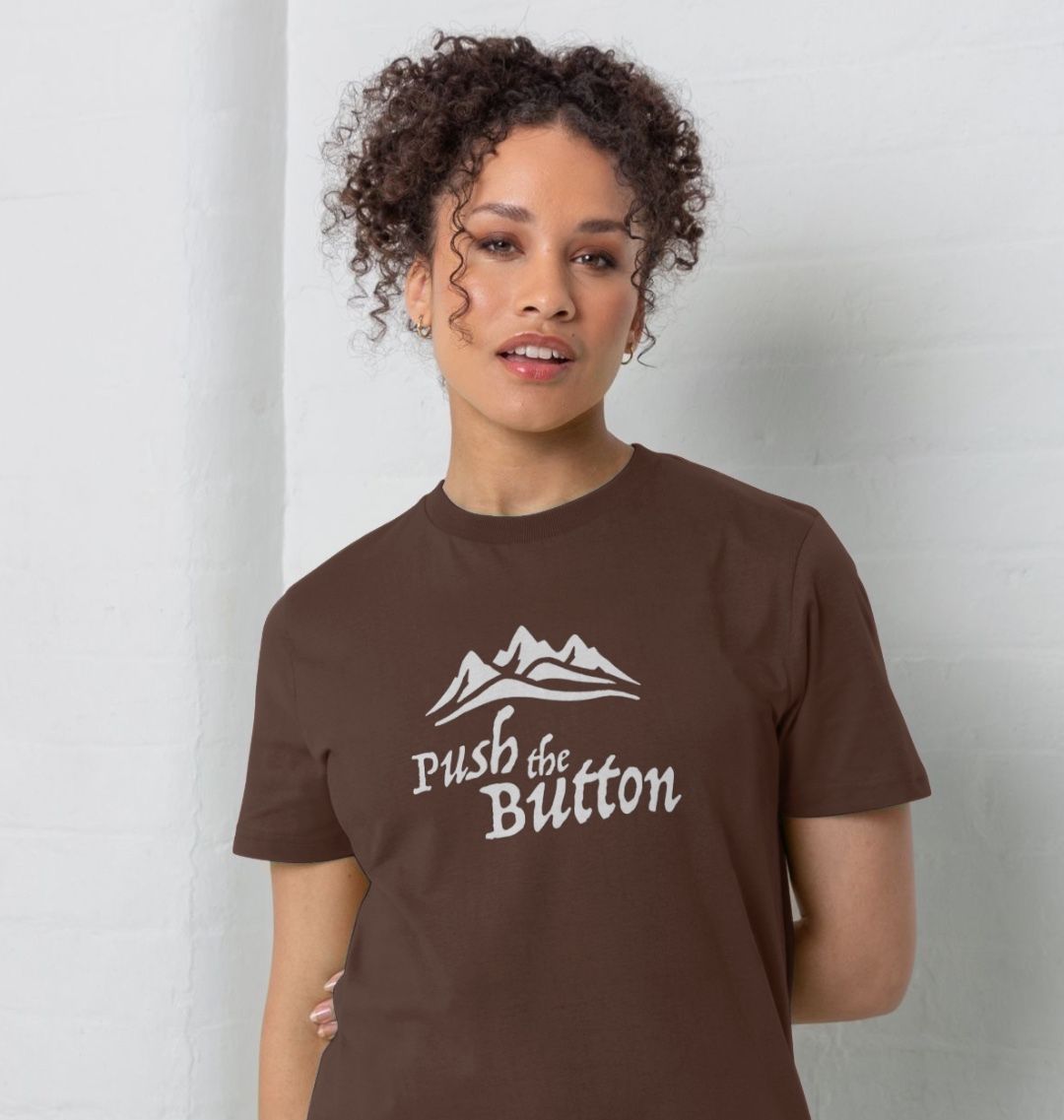 Button - 100% Bio T-Shirt (in 9 Farben erhätlich)